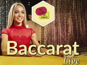 贝克汉姆：加盟皇马第一天训练 看到齐祖大罗菲戈我紧张了